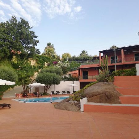 Residenza Mediterranea Zambrone Luaran gambar