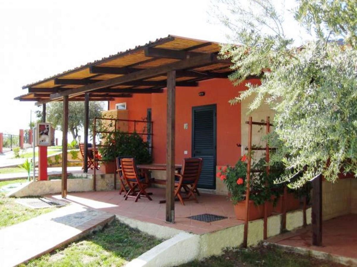 Residenza Mediterranea Zambrone Luaran gambar