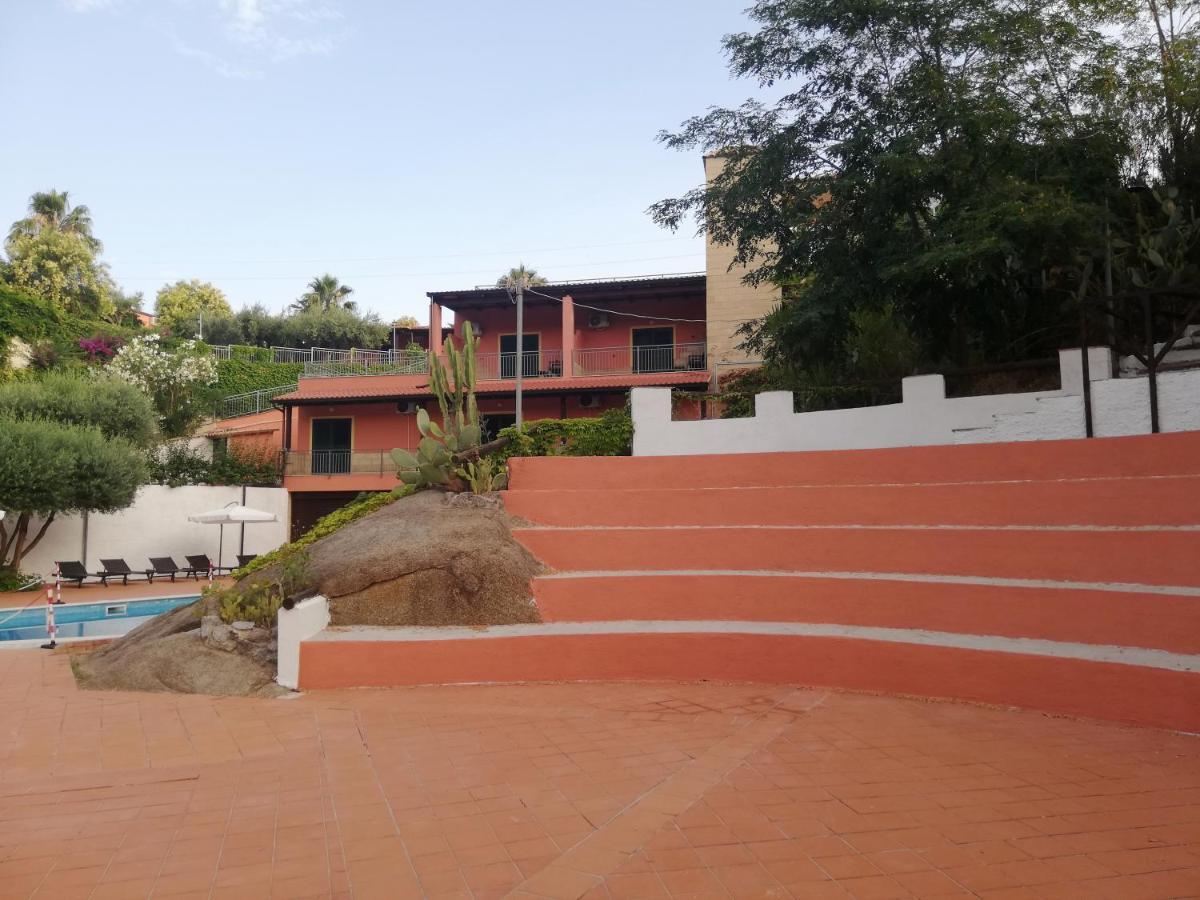 Residenza Mediterranea Zambrone Luaran gambar