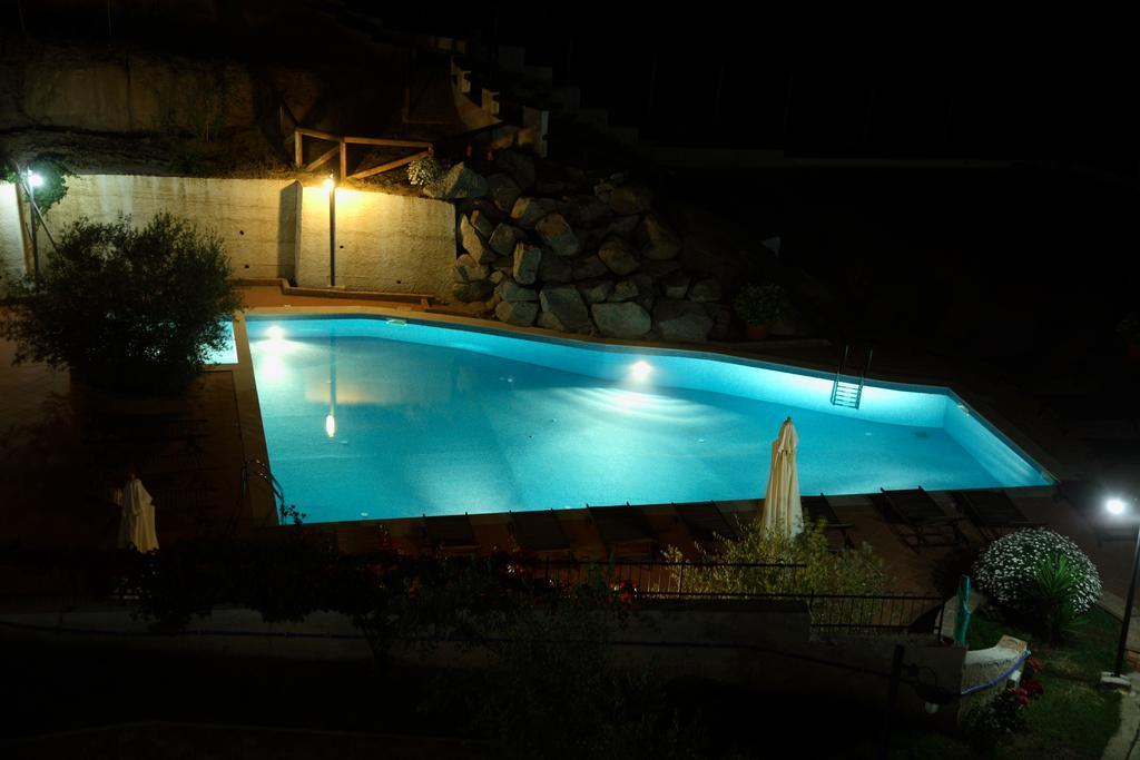 Residenza Mediterranea Zambrone Luaran gambar