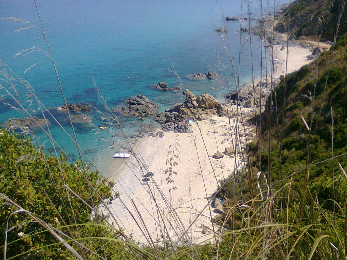 Residenza Mediterranea Zambrone Luaran gambar