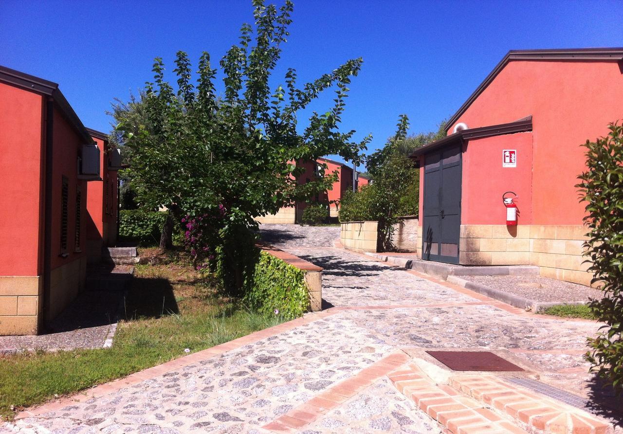 Residenza Mediterranea Zambrone Luaran gambar