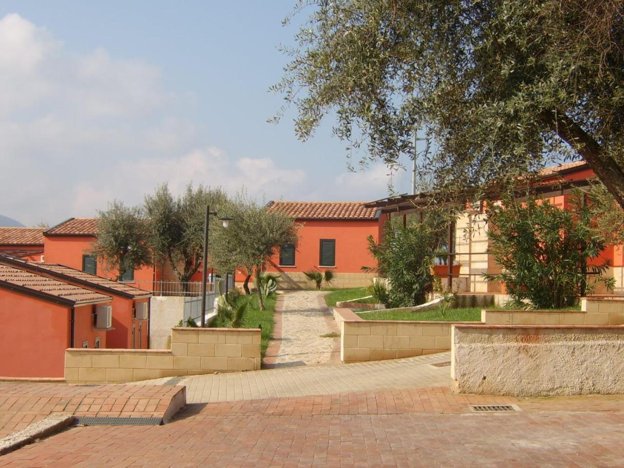 Residenza Mediterranea Zambrone Luaran gambar