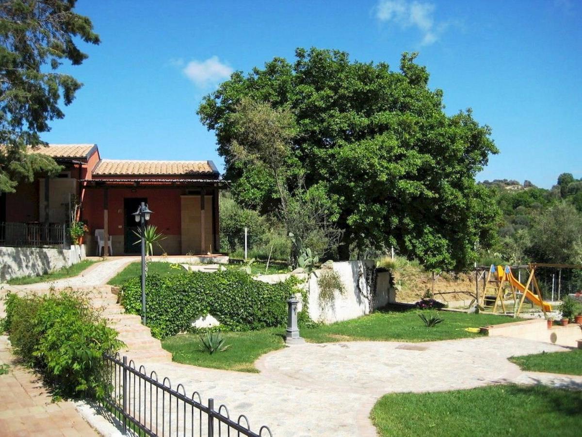 Residenza Mediterranea Zambrone Luaran gambar