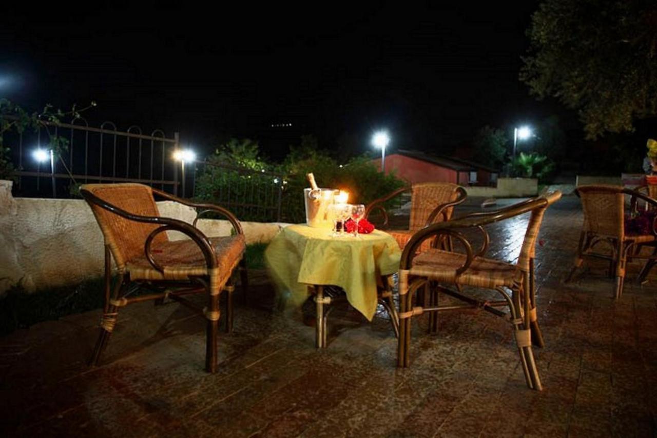 Residenza Mediterranea Zambrone Luaran gambar